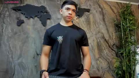 JULIAN  online show from 02-10-26, 11:14