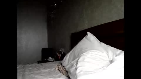 julianagold1 online show from 01-05-26, 09:40