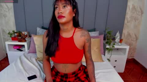 Snapshot of julianamiller chatting on 10-20-25, 12:55 juli online show from 10-20-25, 12:55