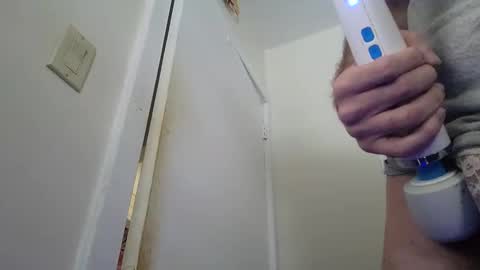 julianjj2001 online show from 12-26-24, 08:53