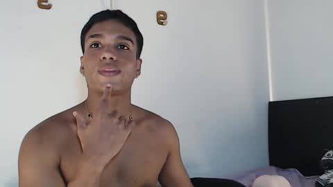 Juliann online show from 10-20-25, 03:23