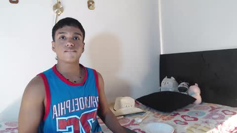 Juliann online show from 10-23-25, 02:27