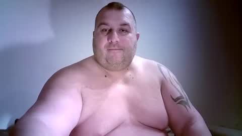 Snapshot of julianoparno chatting on 01-19-26, 12:47 Juliano online show from 01-19-26, 12:47