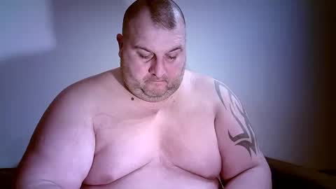 Snapshot of julianoparno chatting on 02-08-26, 02:04 Juliano online show from 02-08-26, 02:04