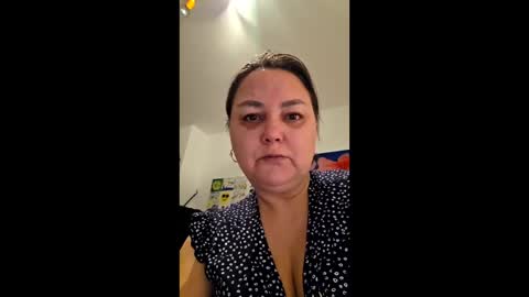 Julie online show from 02-20-26, 07:25