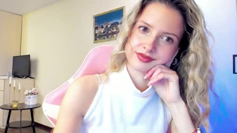 Julie online show from 10-09-25, 02:04