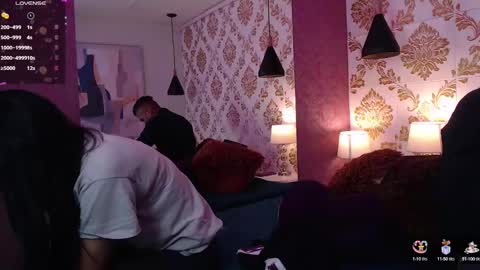 Snapshot of julie_tommy chatting on 01-16-25, 03:23 Julie and Tommy. online show from 01-16-25, 03:23