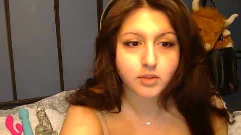 Snapshot of juliemartini222 chatting on 02-22-26, 10:36 Julie Martini online show from 02-22-26, 10:36