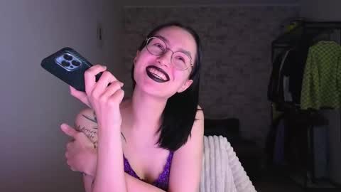 see u on Tuesday December 3 in 0200 UTC time turn on notifications so you dont miss me online show from 10-02-25, 09:05