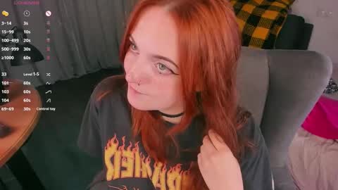 Snapshot of juliet_schoolgirl chatting on 09-14-25, 01:38 Juliet online show from 09-14-25, 01:38