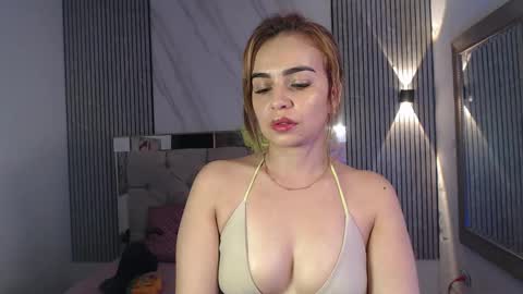 julieta__fox_ online show from 10-21-25, 03:18