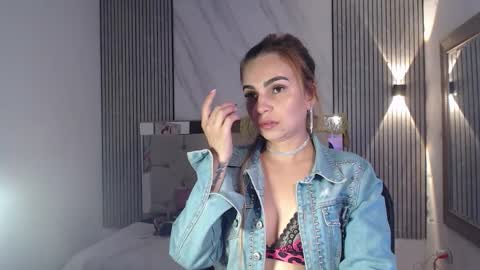 julieta__fox_ online show from 01-14-26, 07:03