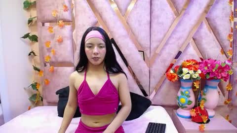 Snapshot of julieta_diamond chatting on 12-03-25, 08:29 Julieta online show from 12-03-25, 08:29