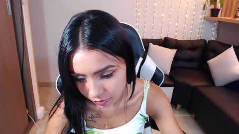 julieta_fn online show from 02-12-25, 12:44