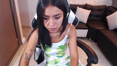 julieta_fn online show from 02-12-25, 03:49