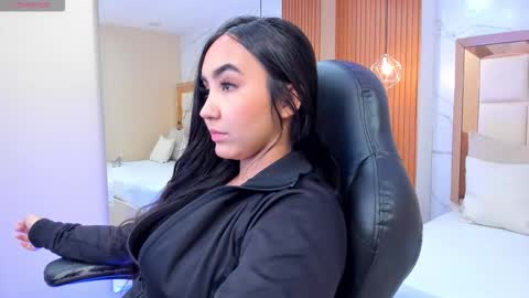     online show from 01-09-26, 10:00