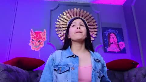  Julieta  online show from 12-30-24, 11:48