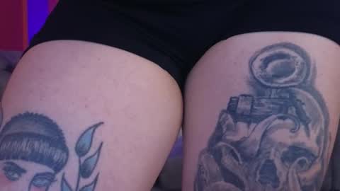 Snapshot of julieta_russell chatting on 01-19-26, 11:25 Julieta online show from 01-19-26, 11:25