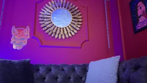 Snapshot of julieta_russell chatting on 02-27-26, 12:38 Julieta online show from 02-27-26, 12:38