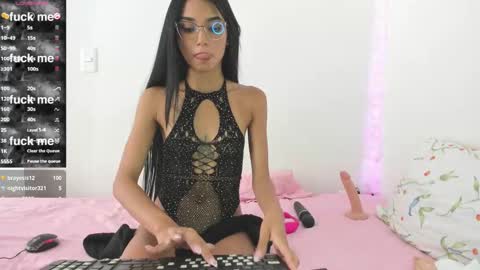 Snapshot of julieta_vega03 chatting on 02-01-25, 09:40 julieta_vega03 online show from 02-01-25, 09:40