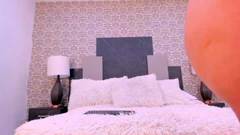 andara velez online show from 01-11-25, 06:01