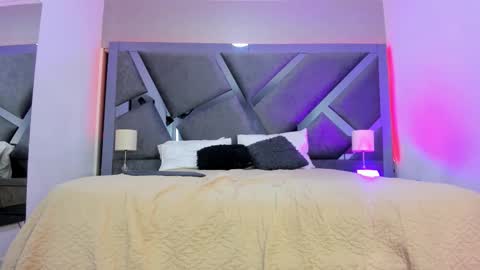 andara velez online show from 11-05-25, 02:44