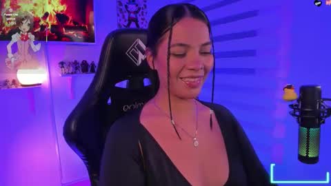 Julieta  online show from 11-21-25, 06:45