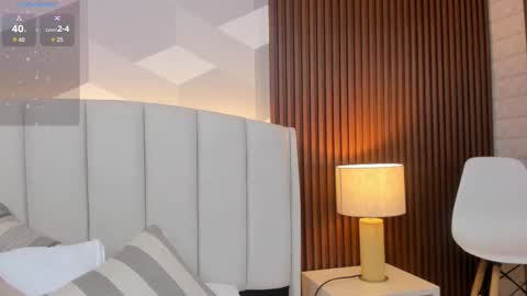 Julieta Santos online show from 12-20-25, 06:37