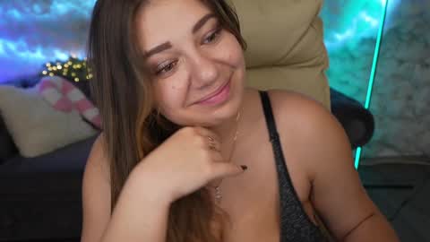 J U L I E T online show from 12-16-24, 03:32