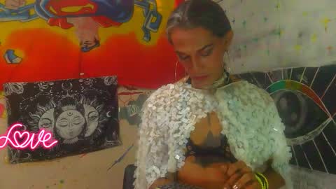 Julieth Wolf online show from 10-18-25, 08:09