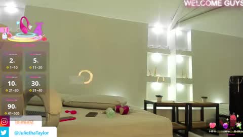 Julietha online show from 09-10-25, 02:44