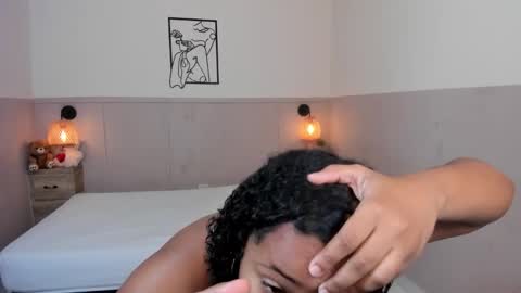 Julieth Julie online show from 10-31-25, 11:55