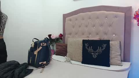 julieth online show from 09-11-25, 12:27