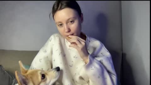 julietsensation online show from 02-04-25, 06:27
