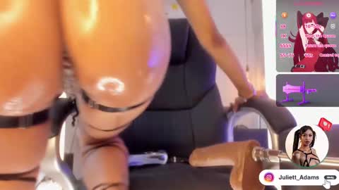 Snapshot of juliett_adams_ chatting on 11-18-25, 12:27 Juliett online show from 11-18-25, 12:27