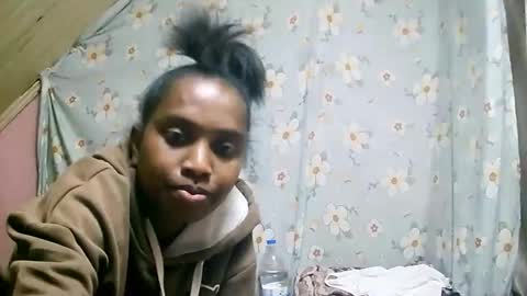 juliette9794 online show from 09-08-25, 03:55