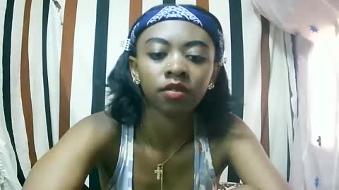 juliette9794 online show from 11-11-25, 10:04