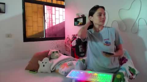 juliette online show from 10-10-25, 02:49