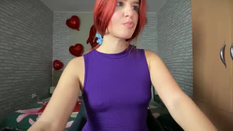 Snapshot of julietterosie chatting on 02-05-25, 12:06 Rose online show from 02-05-25, 12:06