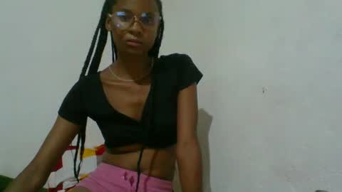 juliexexy online show from 02-11-25, 11:12
