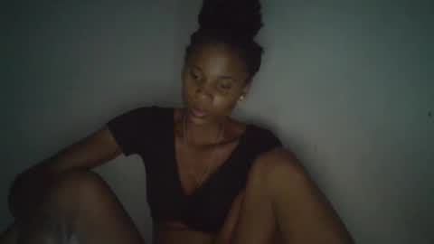 juliexexy online show from 02-12-25, 04:33