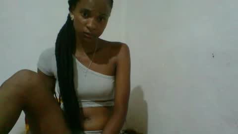 juliexexy online show from 02-13-25, 06:38