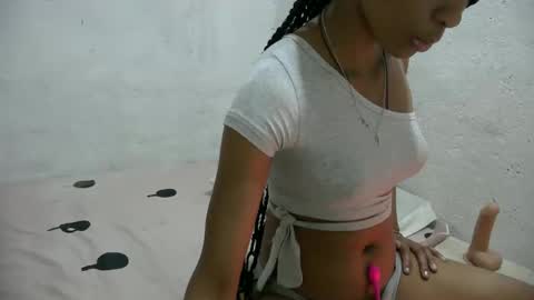 juliexexy online show from 09-24-25, 06:11
