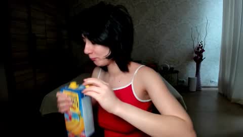Snapshot of julissweet chatting on 01-23-25, 07:32 Asmodeus online show from 01-23-25, 07:32