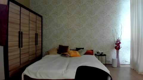 Snapshot of julissweet chatting on 01-25-25, 07:28 Asmodeus online show from 01-25-25, 07:28