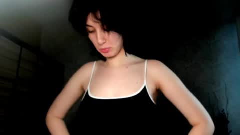 Snapshot of julissweet chatting on 01-27-25, 01:52 Asmodeus online show from 01-27-25, 01:52