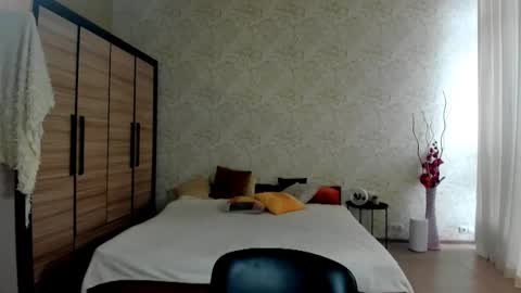 Snapshot of julissweet chatting on 01-30-25, 07:39 Asmodeus online show from 01-30-25, 07:39
