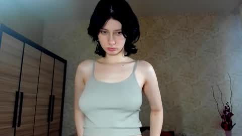 Snapshot of julissweet chatting on 02-01-25, 01:41 Asmodeus online show from 02-01-25, 01:41