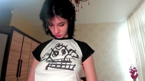 Snapshot of julissweet chatting on 02-10-25, 07:36 Asmodeus online show from 02-10-25, 07:36