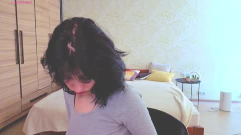 Snapshot of julissweet chatting on 09-19-25, 06:59 Asmodeus online show from 09-19-25, 06:59